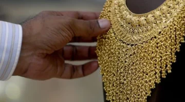 تراجع سعر الذهب عيار 24 اليوم الخميس 27-11-2025 في الأسواق المحلية